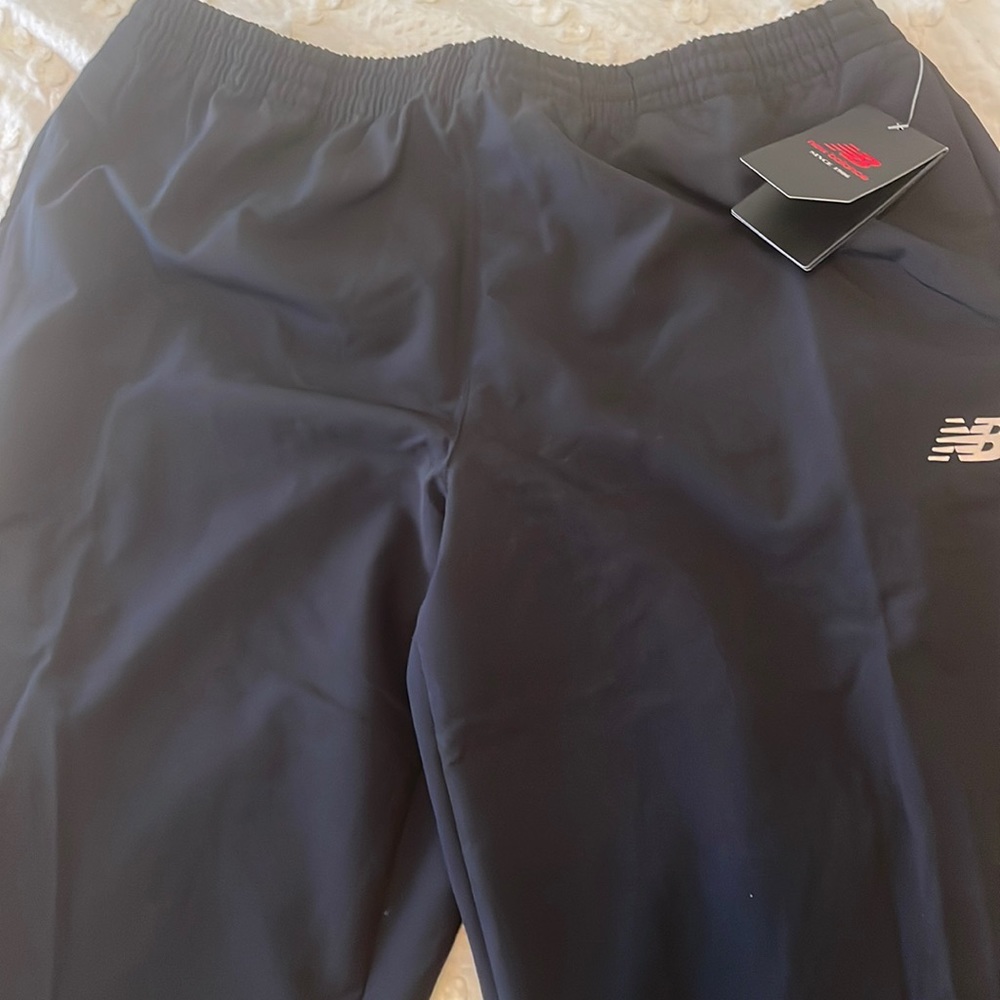 NWT Men’s XL New Balance wind pants